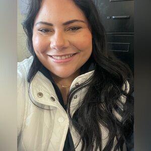 Meet your Posher, Joyce